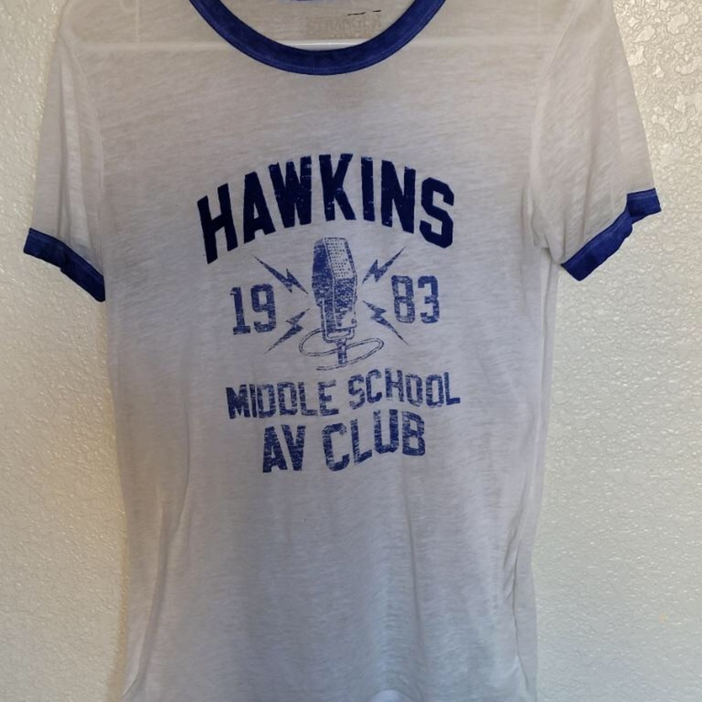 Stranger things t shirt